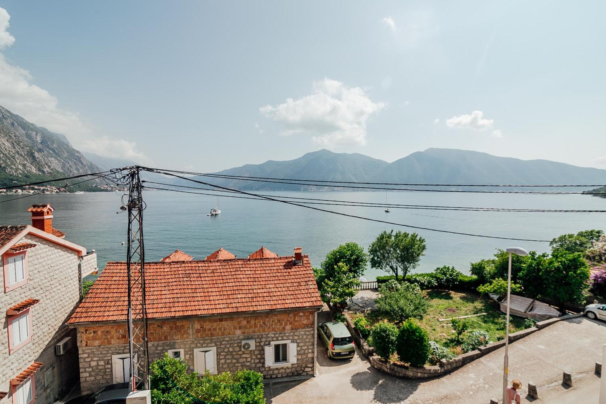 Holiday Home Amanda Hollick Kotor Eksteriør bilde