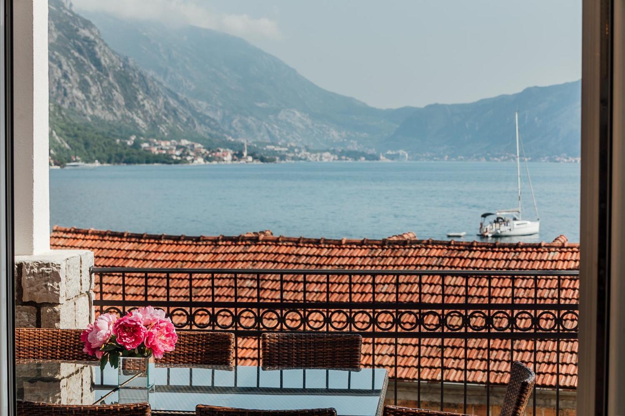 Holiday Home Amanda Hollick Kotor Eksteriør bilde